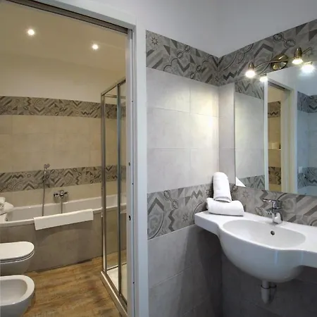 Hotel apartamentowy Alexander Suites & San Remo
